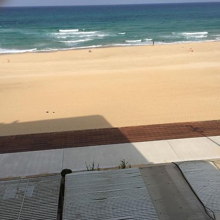 Perfect Sea View Apartment Бат Ям Екстериор снимка